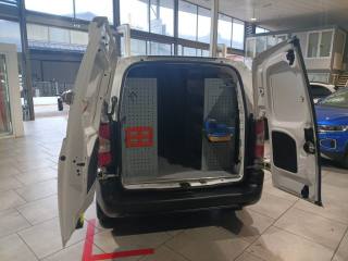OPEL Combo usata, con Servosterzo