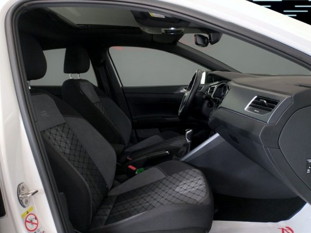 VOLKSWAGEN Taigo usata 18