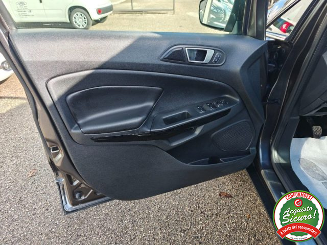 FORD EcoSport usata, con Autoradio