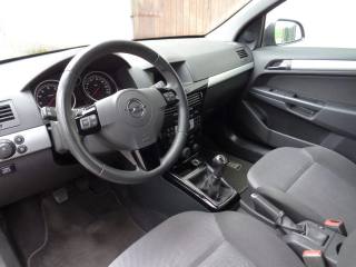 OPEL Astra usata, con Boardcomputer