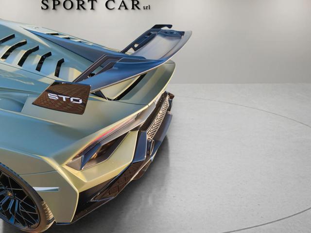LAMBORGHINI Huracan usata 9