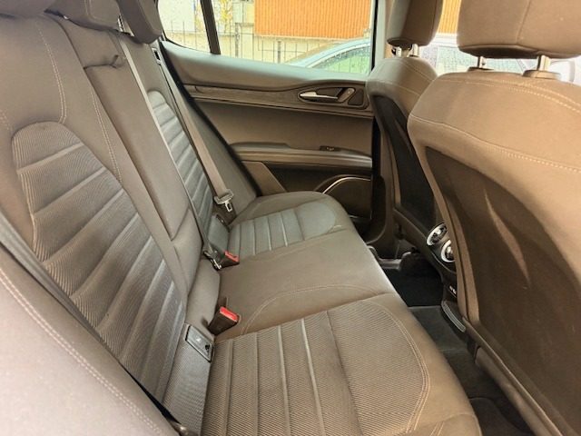 ALFA ROMEO Stelvio usata, con Climatizzatore