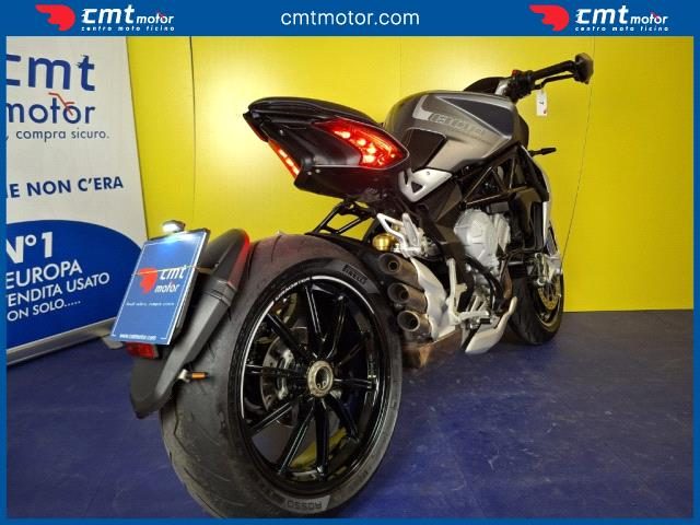 MV AGUSTA Dragster 800 usata 3