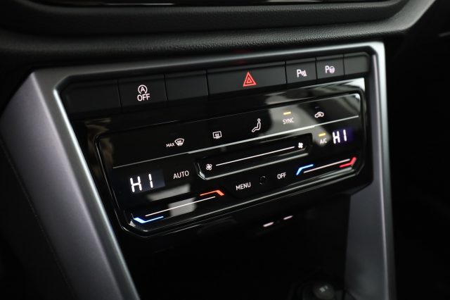 VOLKSWAGEN T-Roc usata 17