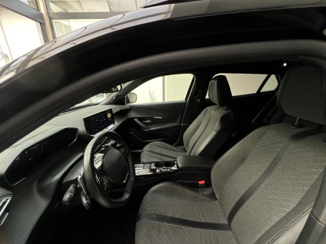 PEUGEOT 2008 usata, con Bluetooth