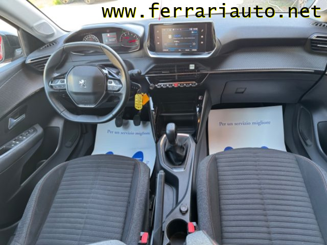 PEUGEOT 208 usata, con Volante in pelle