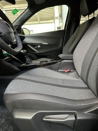 PEUGEOT 2008 usata, con Boardcomputer