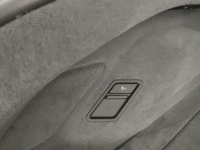 LOTUS Emeya usata, con Controllo elettronico della corsia