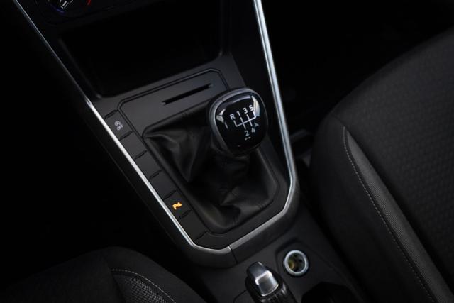 VOLKSWAGEN Taigo usata, con Autoradio digitale