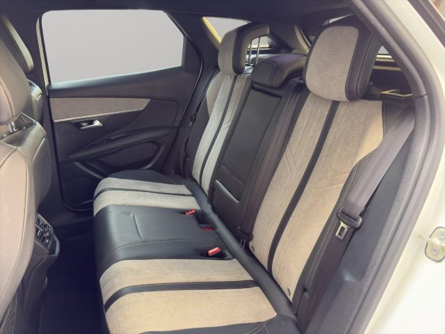 PEUGEOT 3008 usata 21