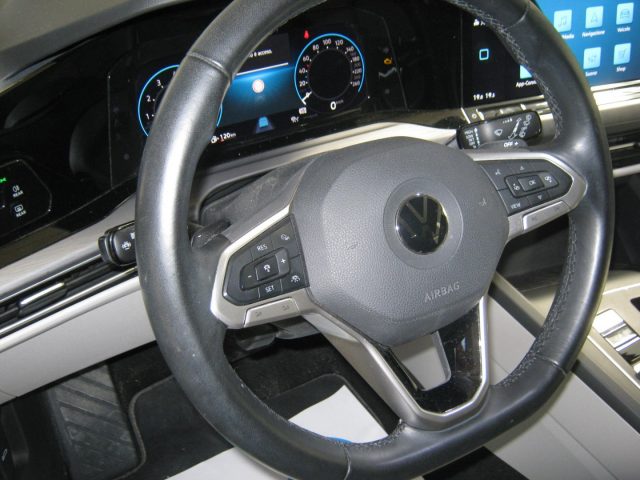 VOLKSWAGEN Golf usata, con Leve al volante
