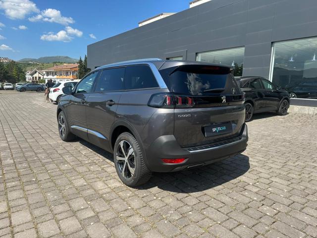 PEUGEOT 5008 usata, con Autoradio