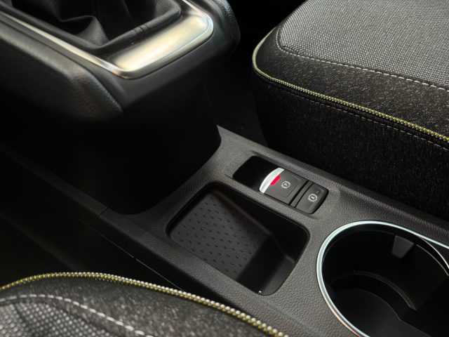 RENAULT Captur usata, con Specchietti laterali elettrici