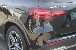 MERCEDES-BENZ GLA 200 usata, con Alzacristalli elettrici