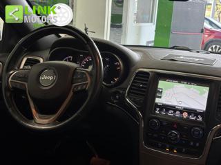 JEEP Grand Cherokee usata, con Leve al volante