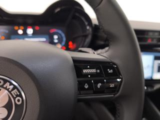 ALFA ROMEO Junior usata, con Regolazione elettrica sedili