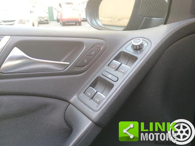 VOLKSWAGEN Golf usata, con MP3