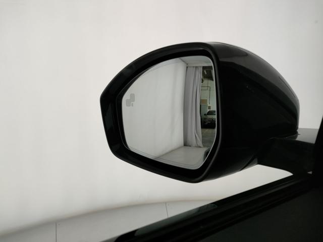 JAGUAR E-Pace usata, con Controllo automatico clima