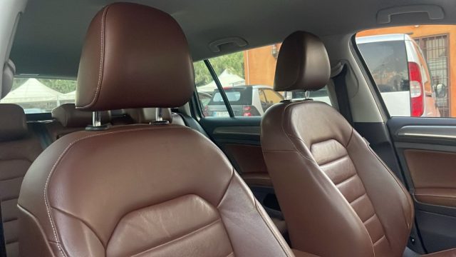 VOLKSWAGEN Golf Variant usata, con Cruise Control