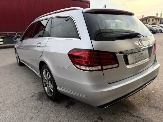MERCEDES-BENZ E 200 usata, con Airbag Passeggero