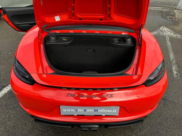 PORSCHE 718 Spyder usata, con Autoradio