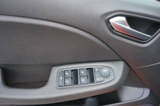 RENAULT Clio usata, con Specchietti laterali elettrici