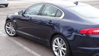 JAGUAR XF usata, con Sensori di parcheggio posteriori