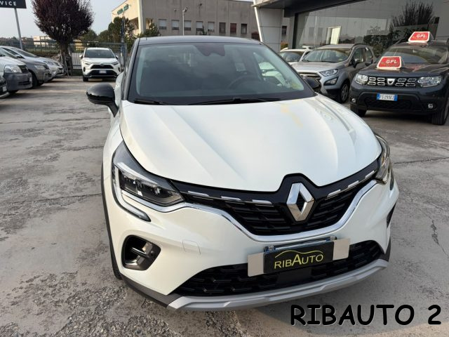RENAULT Captur usata, con Fendinebbia