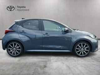 TOYOTA Yaris usata, con Autoradio