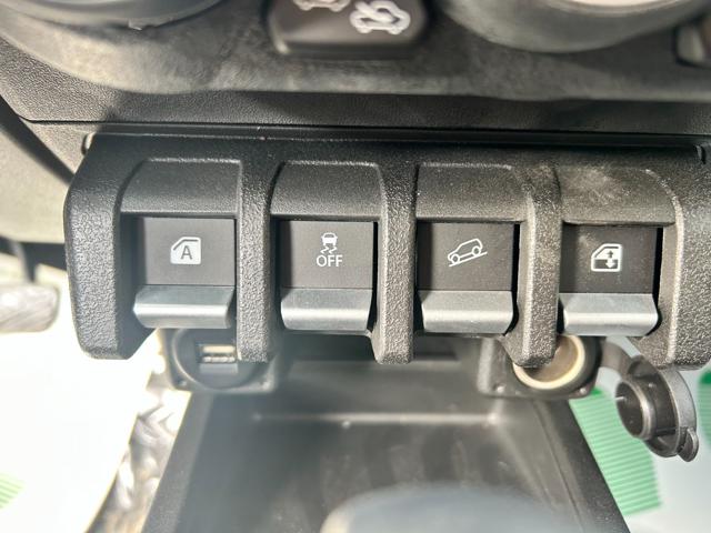 SUZUKI Jimny usata, con Autoradio digitale