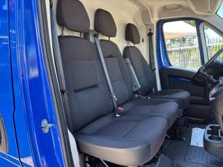 OPEL Movano usata, con USB