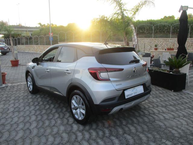 RENAULT Captur usata, con Autoradio