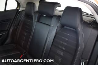 MERCEDES-BENZ GLA 200 usata, con Fari LED