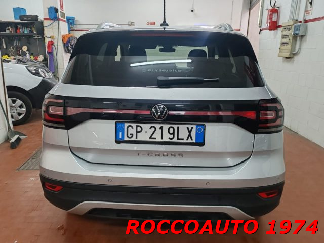 VOLKSWAGEN T-Cross usata, con Autoradio