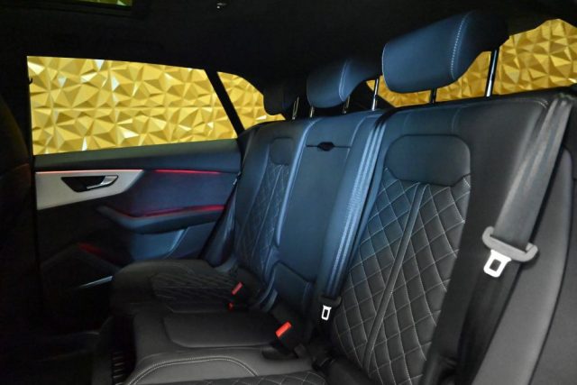 AUDI Q8 usata 34
