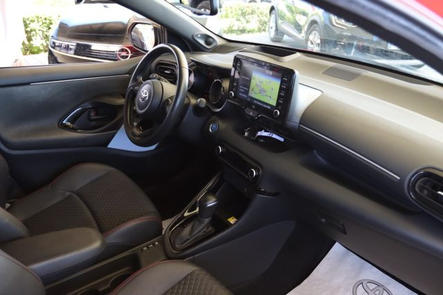 TOYOTA Yaris usata, con Controllo elettronico della corsia