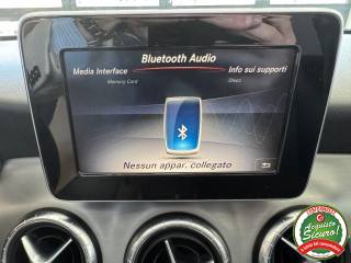 MERCEDES-BENZ CLA 200 usata, con Lettore CD