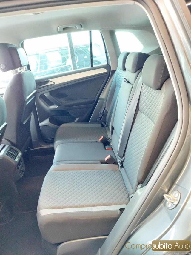 VOLKSWAGEN Tiguan usata, con Fendinebbia