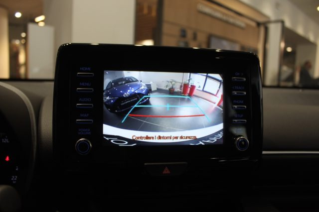 TOYOTA Yaris usata, con Airbag testa