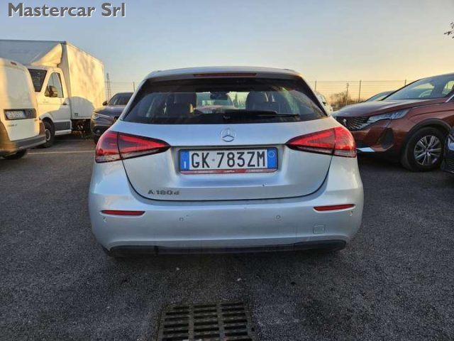 MERCEDES-BENZ A 180 usata, con Sistema di navigazione