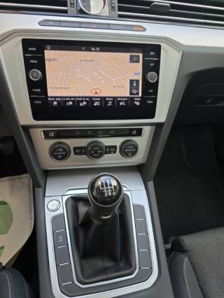 VOLKSWAGEN Passat usata, con Cruise Control