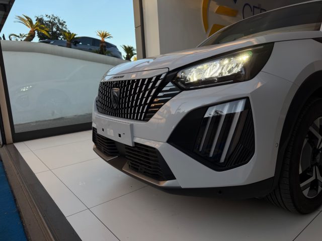 PEUGEOT 2008 usata, con Cruise Control