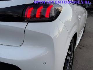PEUGEOT 208 usata, con Sistema di navigazione