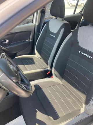 DACIA Sandero usata, con Autoradio