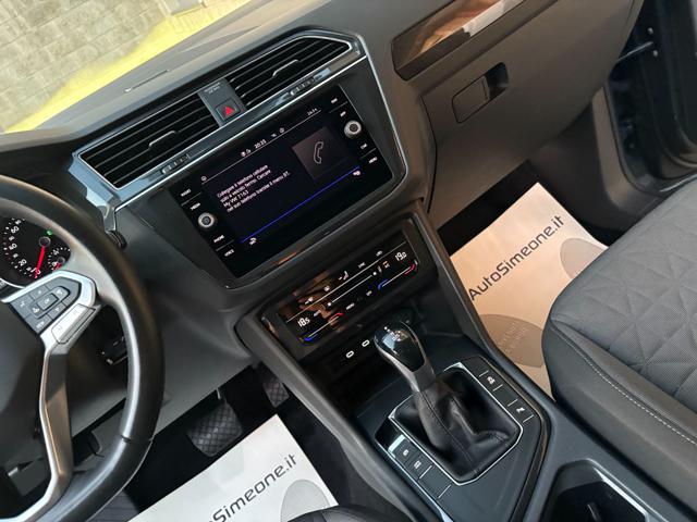 VOLKSWAGEN Tiguan usata, con Leve al volante