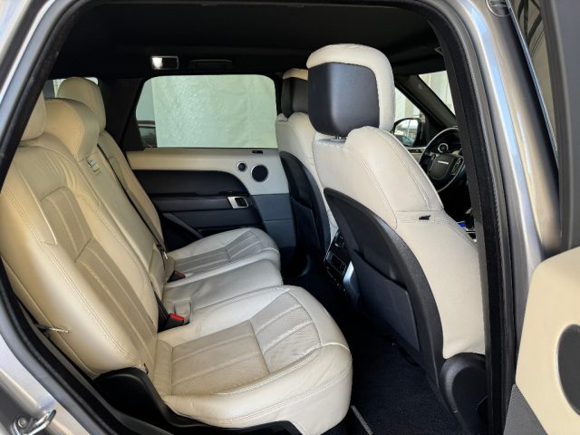 LAND ROVER Range Rover Sport usata, con Sensori di parcheggio posteriori
