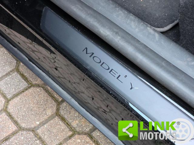 TESLA Model Y usata, con Touch screen