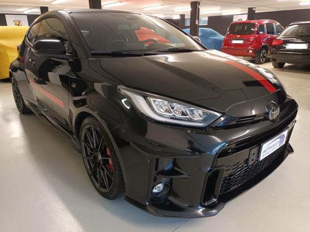 TOYOTA Yaris usata, con Autoradio