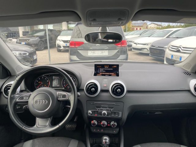 AUDI A1 usata, con Autoradio