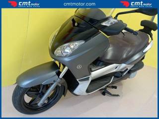YAMAHA X-Max 250 usata 13